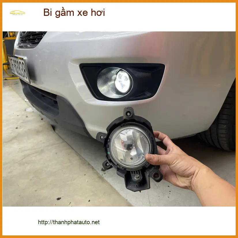 Chị Mai độ bi gầm xe hơi cho Mazda CX-5 vì đèn zin quá mờ tại Quận 2 ảnh thực tế 3