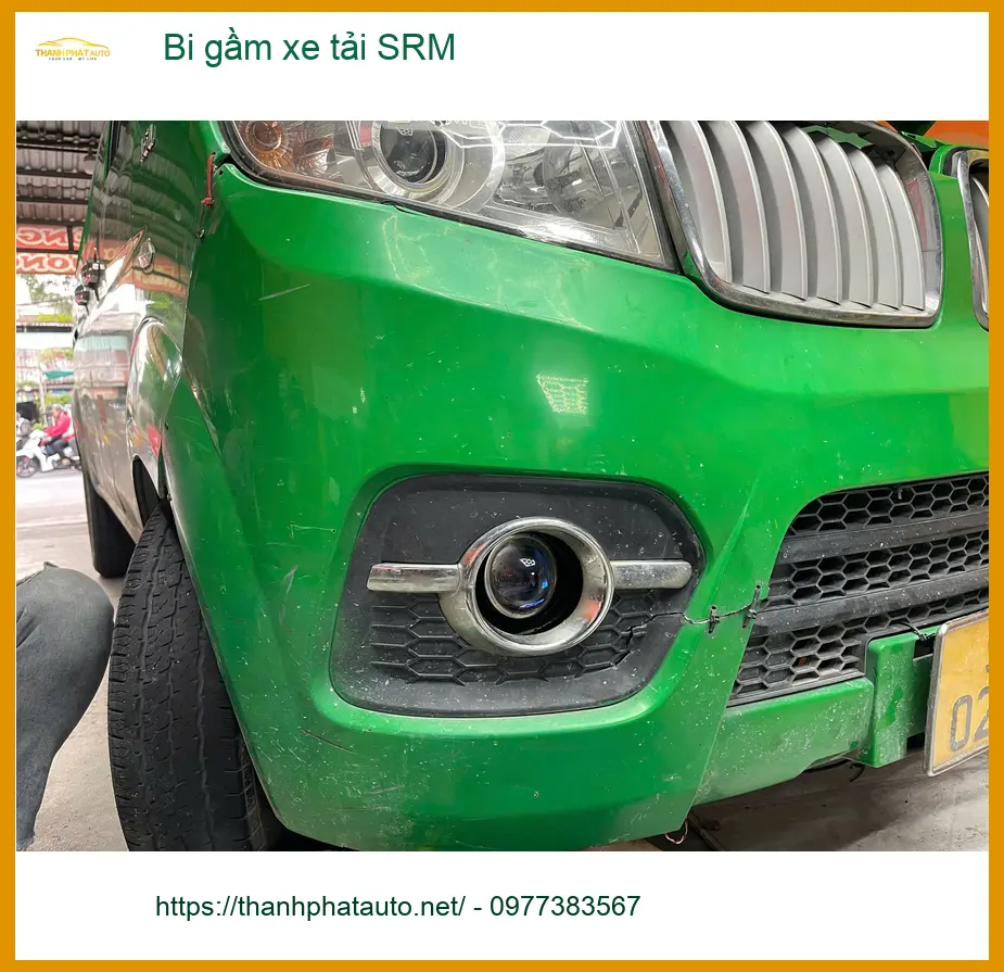 Anh Quang độ đèn bi gầm xe tải SRM cải thiện tầm nhìn ban đêm tại Quận 7 ảnh thực tế 2