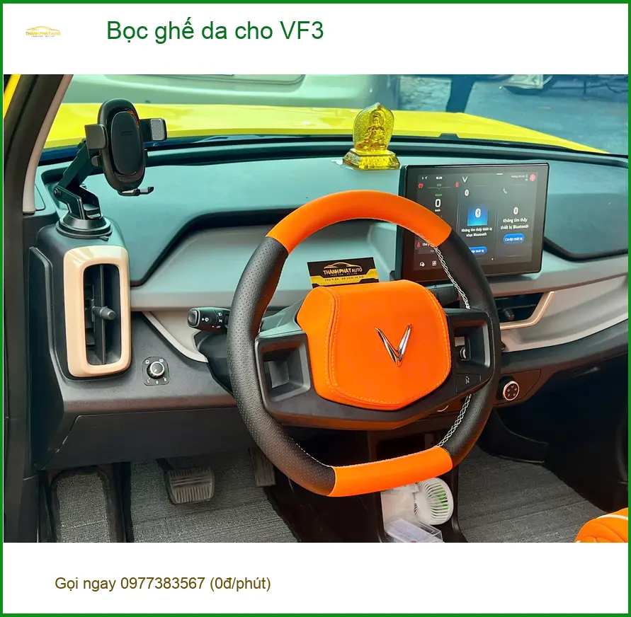 Anh Tấn bọc ghế da cho VinFast VF3 tại Quận 5 vì muốn nâng tầm không gian xe ảnh thực tế 2