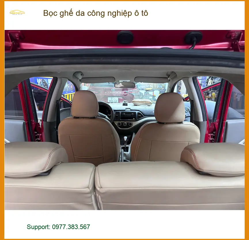 Anh Quang bọc ghế da công nghiệp Hyundai Accent Quận 6 vì ghế cũ đã xuống cấp nghiêm trọng ảnh thực tế 3