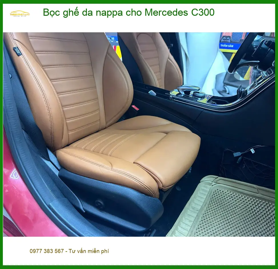 Chị Phương bọc ghế da nappa cho Mercedes C300 tại Quận 7 để nội thất xe luôn mới ảnh thực tế 2