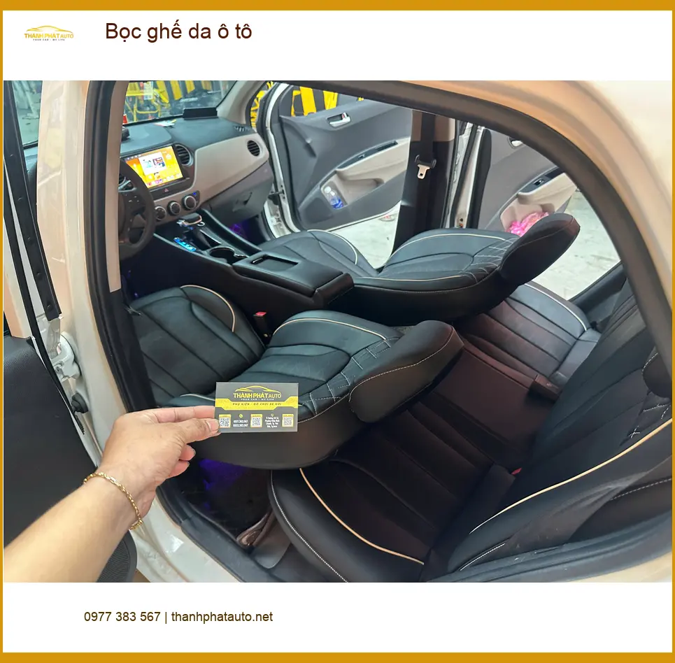 Chị Thảo bọc ghế da ô tô Honda CR-V tại Quận 7 vì ghế cũ đã xuống cấp ảnh thực tế 3