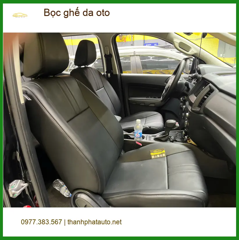 Anh Trọng bọc ghế da ô tô Hyundai Accent tại Quận 9 để nâng tầm không gian lái