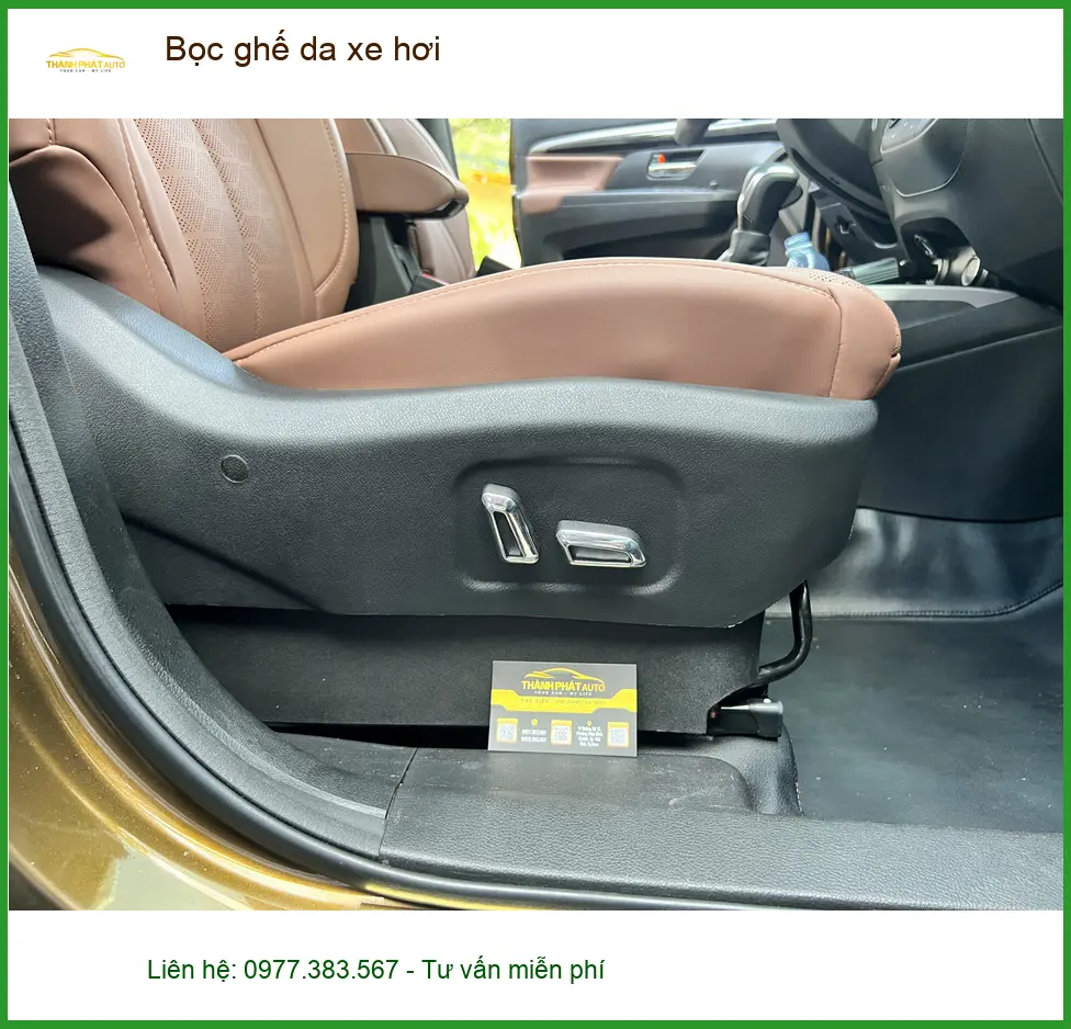 Anh Quang bọc ghế da xe hơi Hyundai Elantra tại Quận 2 để nội thất sạch đẹp hơn