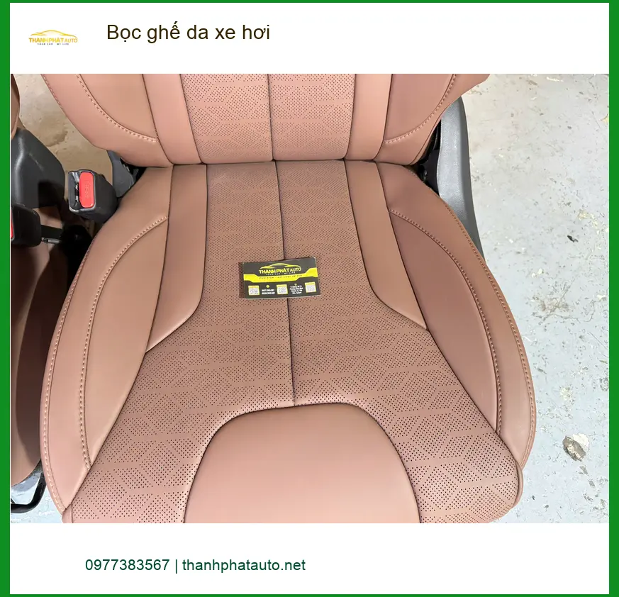 Ông Long bọc ghế da xe hơi Subaru Forester tại Quận 2 để nâng tầm sang trọng ảnh thực tế 3