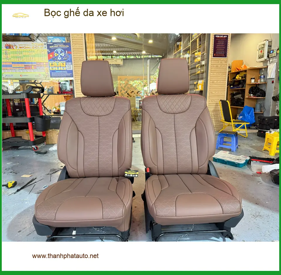 Anh Khang bọc ghế da Toyota Camry Quận Phú Nhuận: Nội thất mới sang trọng ảnh thực tế 2