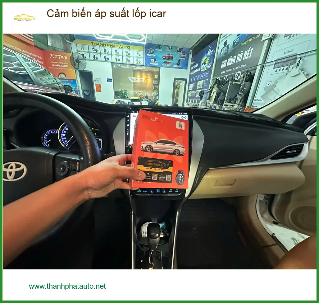 Bác Thành gắn cảm biến áp suất lốp Icar cho Hyundai Accent tại Hóc Môn. ảnh thực tế 2