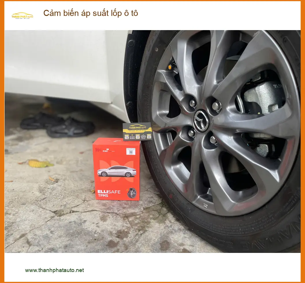 Chú Lâm lắp cảm biến áp suất lốp ô tô cho Hyundai SantaFe ở Quận 5