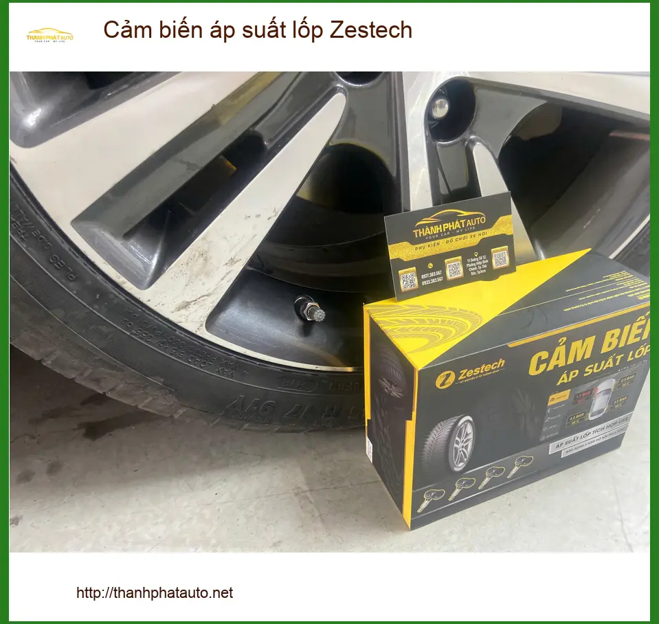 Anh Khải lắp cảm biến áp suất lốp Zestech cho Cross tại Quận 2