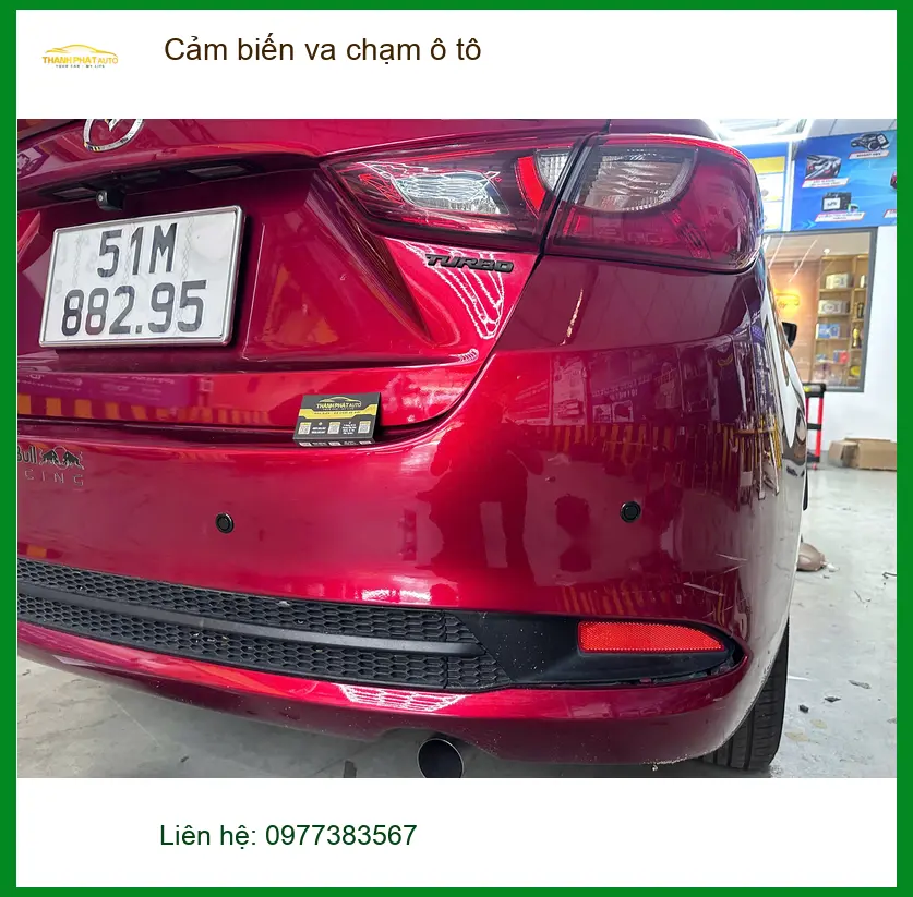 Anh Tấn lắp cảm biến va chạm ô tô cho Honda CRV tại Quận 2 để lùi xe an toàn hơn ảnh thực tế 5