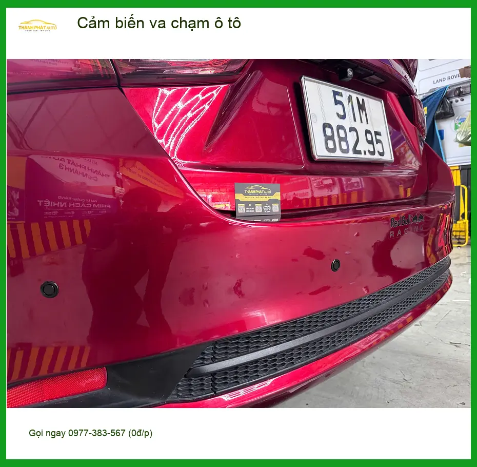 Anh Khải lắp cảm biến va chạm ô tô cho Honda CRV tại Hóc Môn để lùi xe an toàn hơn ảnh thực tế 2