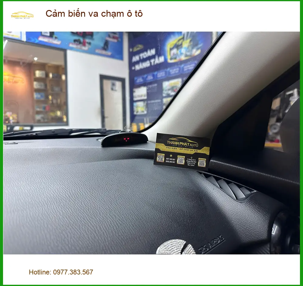 Anh Khải lắp cảm biến va chạm ô tô cho Honda CRV tại Hóc Môn để lùi xe an toàn hơn ảnh thực tế 3