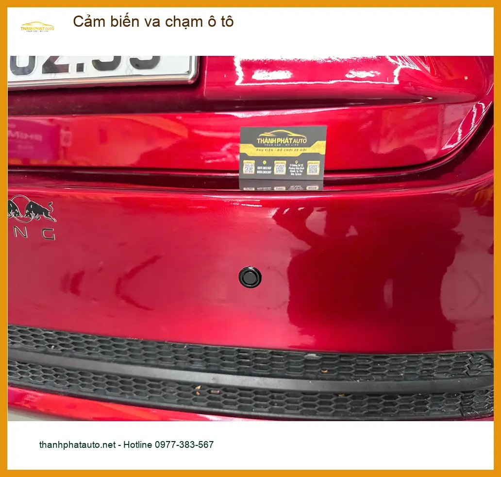 Anh Duy lắp cảm biến va chạm ô tô cho Mazda 3 tại Quận Phú Nhuận để an tâm đỗ xe
