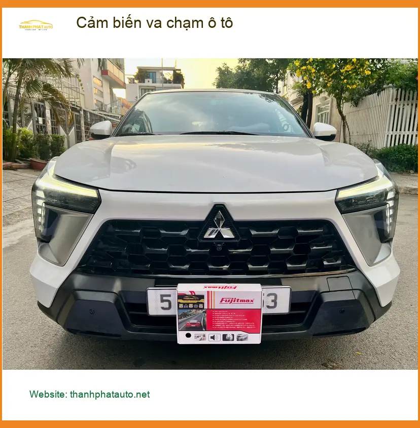 Anh Nam lắp cảm biến va chạm ô tô cho Mazda CX-5 tại Quận 10 tránh va quẹt. ảnh thực tế 3