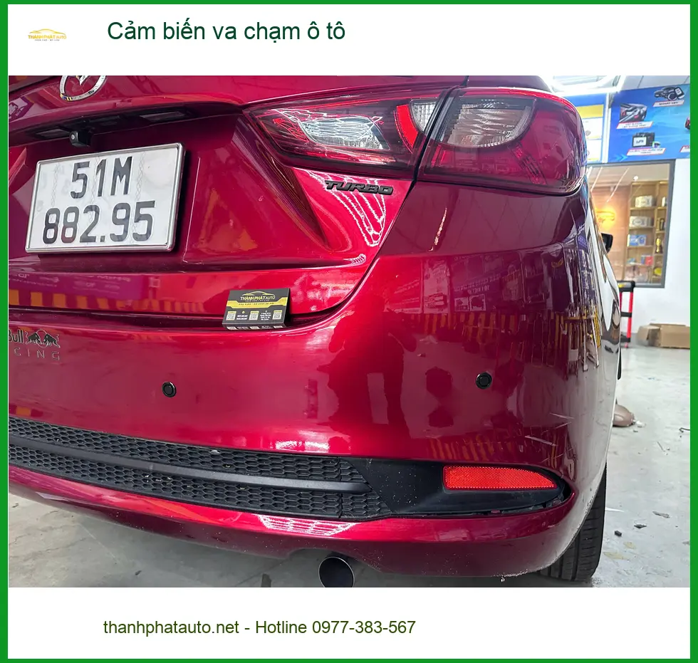 Anh Đăng Khôi lắp cảm biến va chạm ô tô Hyundai Santa Fe tại Quận 5 vì khó lùi chuồng ảnh thực tế 4