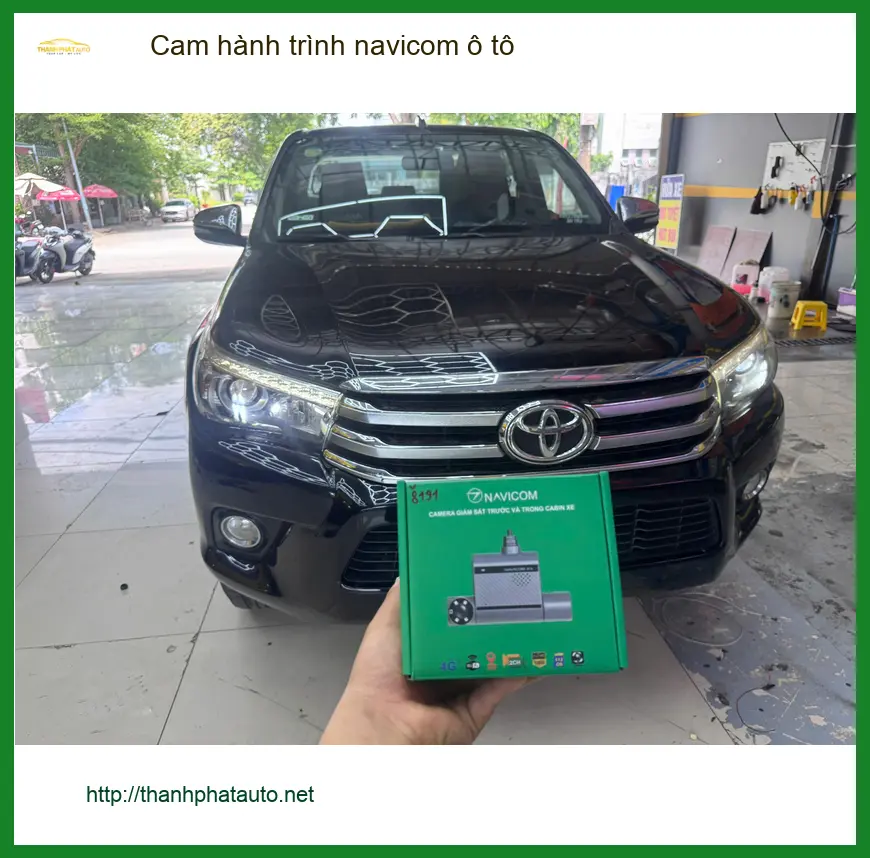 Chị Thanh lắp Cam hành trình Navicom ô tô cho Hyundai Santa Fe tại Quận 8 ảnh thực tế 3