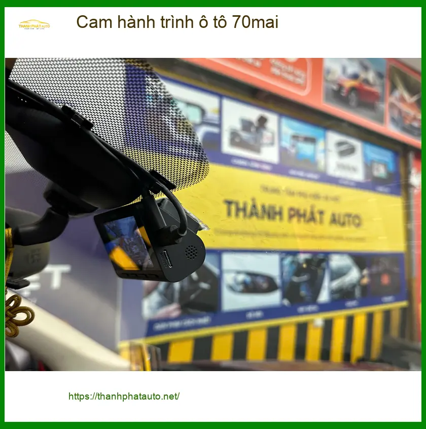 Chị Thảo lắp cam hành trình ô tô 70mai cho Hyundai Santa Fe tại Quận 9 ảnh thực tế 2
