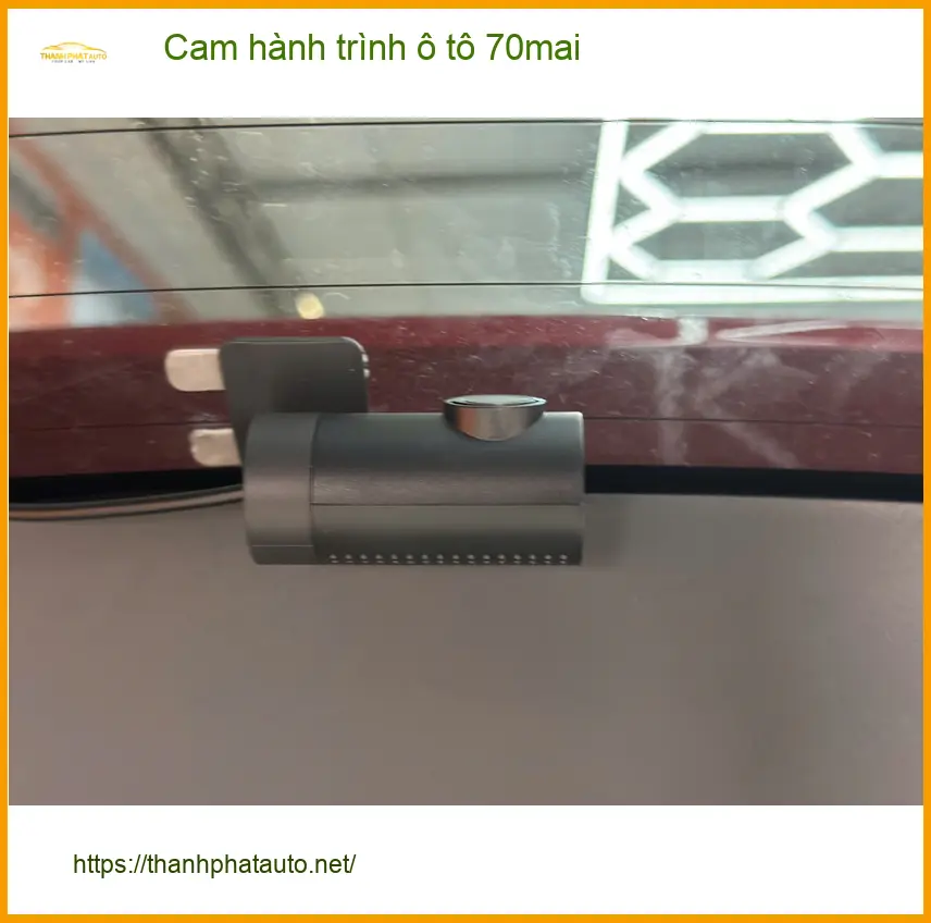 Chị Thảo lắp cam hành trình ô tô 70mai cho Hyundai Santa Fe tại Quận 9 ảnh thực tế 3