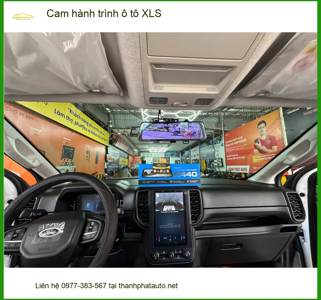 Chị Bích lắp Cam hành trình ô tô XLS cho Hyundai Accent tại Quận 9 uy tín giá tốt ảnh thực tế 4