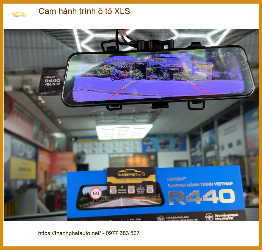 Anh Khải lắp cam hành trình ô tô XLS cho Toyota Vios tại Quận 12 để ghi lại lộ trình an toàn ảnh thực tế 3