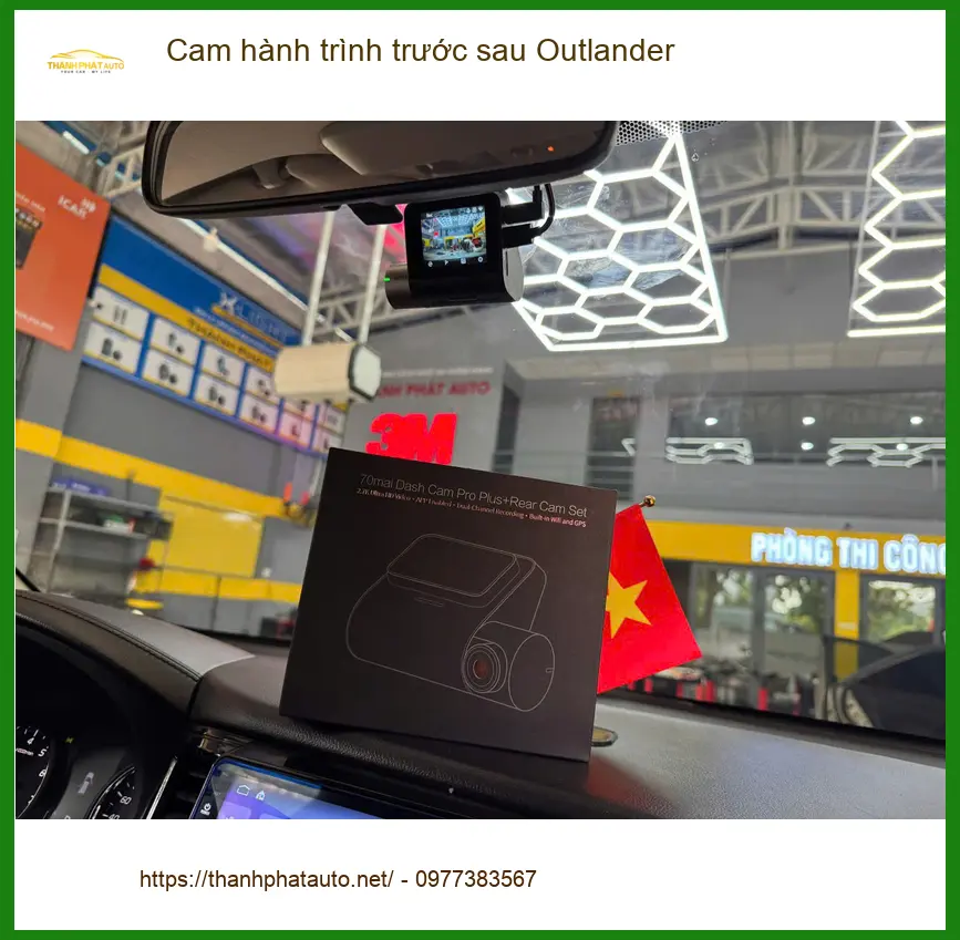 Anh Bách lắp Cam hành trình trước sau Outlander ở Quận 9 để an tâm lái xe. ảnh thực tế 2