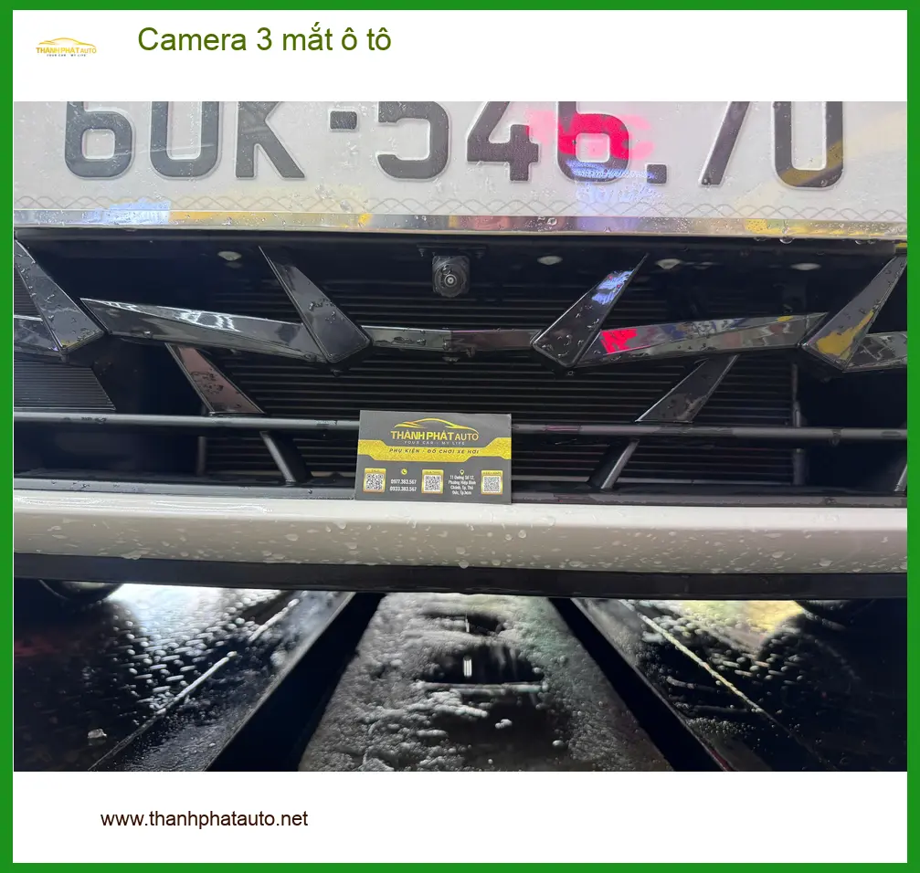 Anh Trọng lắp Camera 3 mắt ô tô cho Toyota Camry tại Quận Bình Thạnh ảnh thực tế 3