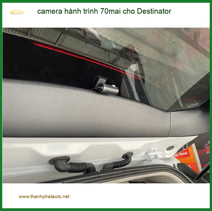 Anh Khang lắp camera hành trình 70mai cho Ford Everest Quận 4 ảnh thực tế 4