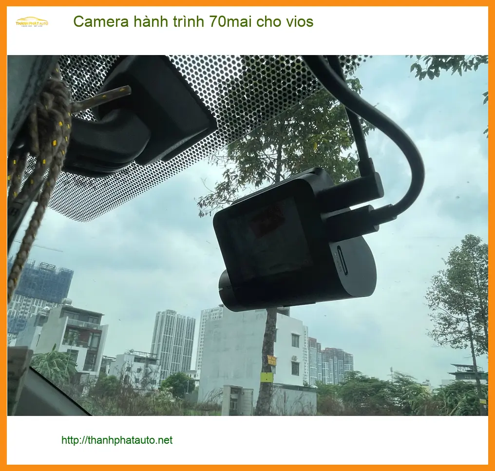Anh Trí lắp Camera hành trình 70mai cho Toyota Vios ở Quận 5