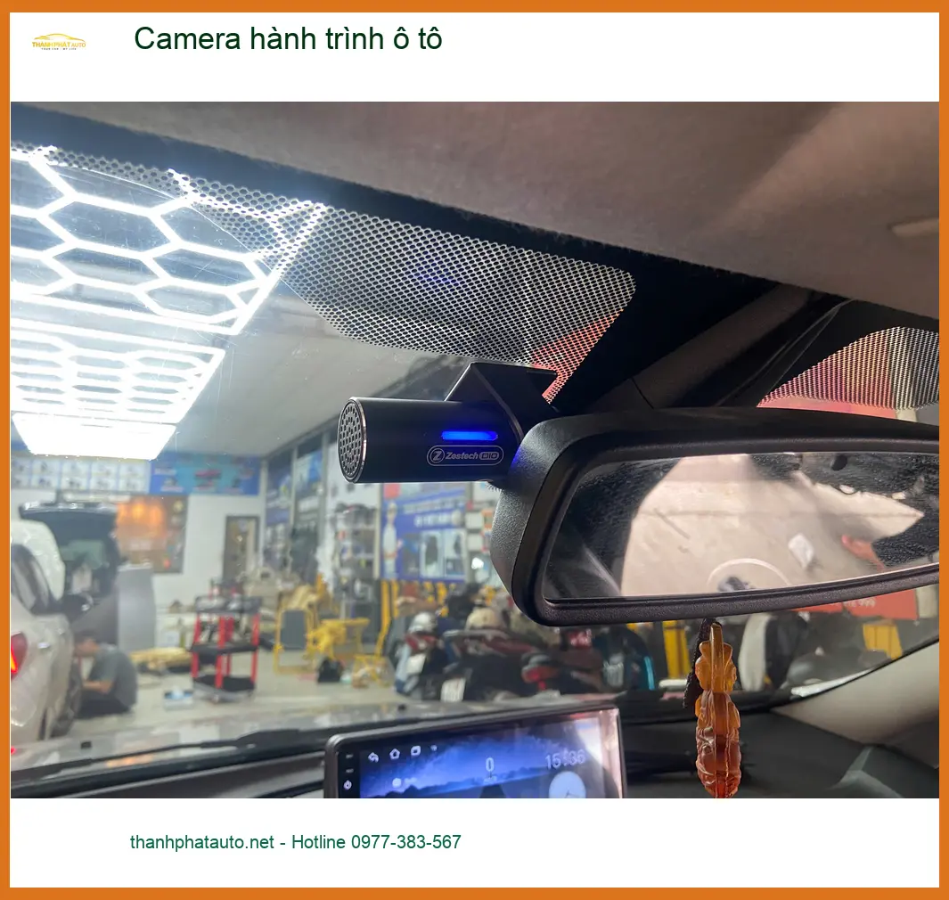 Chị Tuyết lắp camera hành trình Kia K3 ở Quận Gò Vấp để theo dõi hành trình ảnh thực tế 3