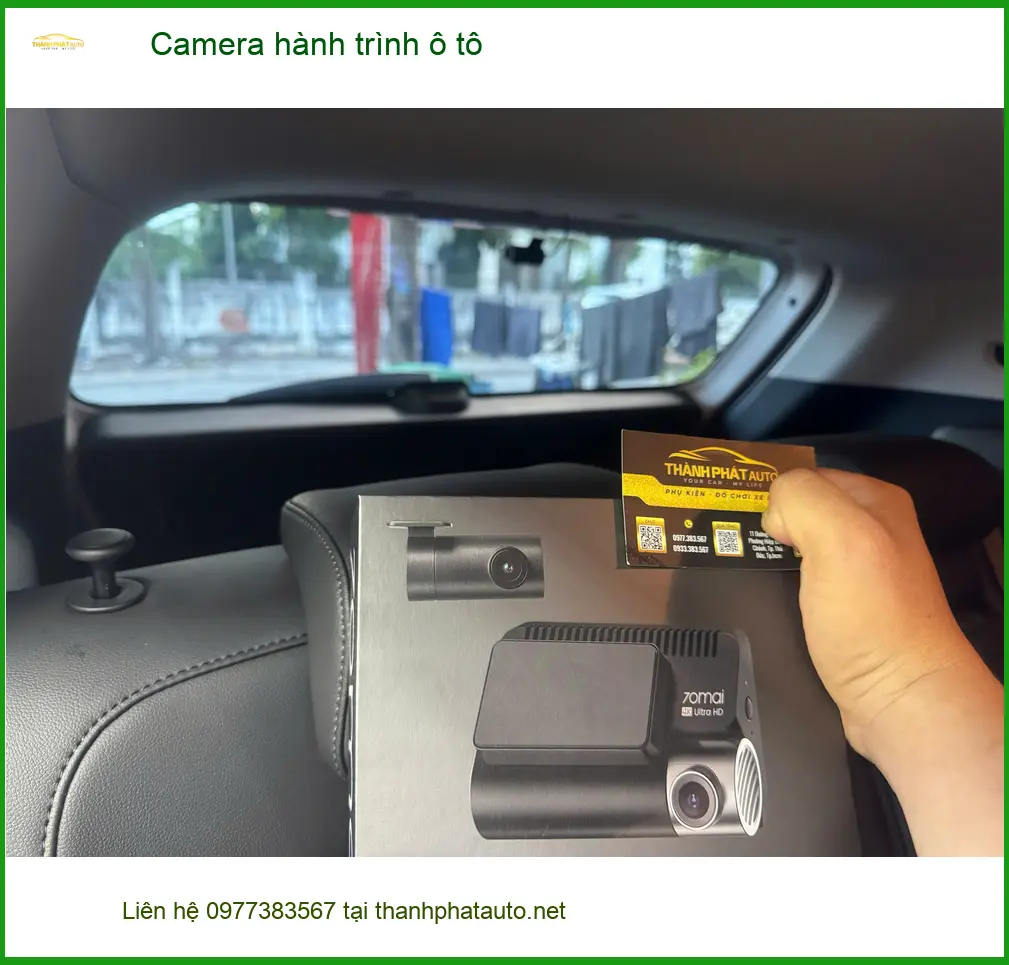 Anh Tuấn lắp camera hành trình ô tô cho Honda CR-V tại Quận 6 để ghi lại hành trình an toàn ảnh thực tế 2