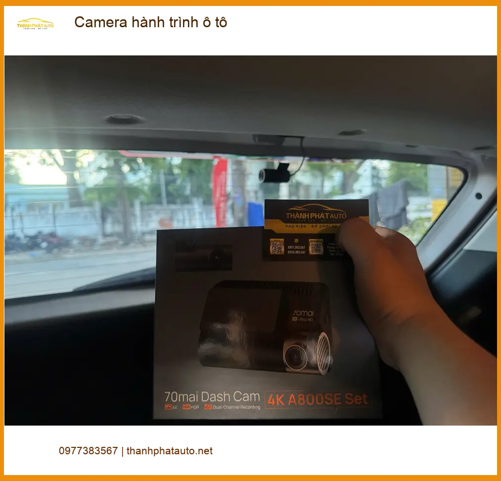Anh Quang lắp Camera hành trình ô tô Hyundai SantaFe tại Quận 8