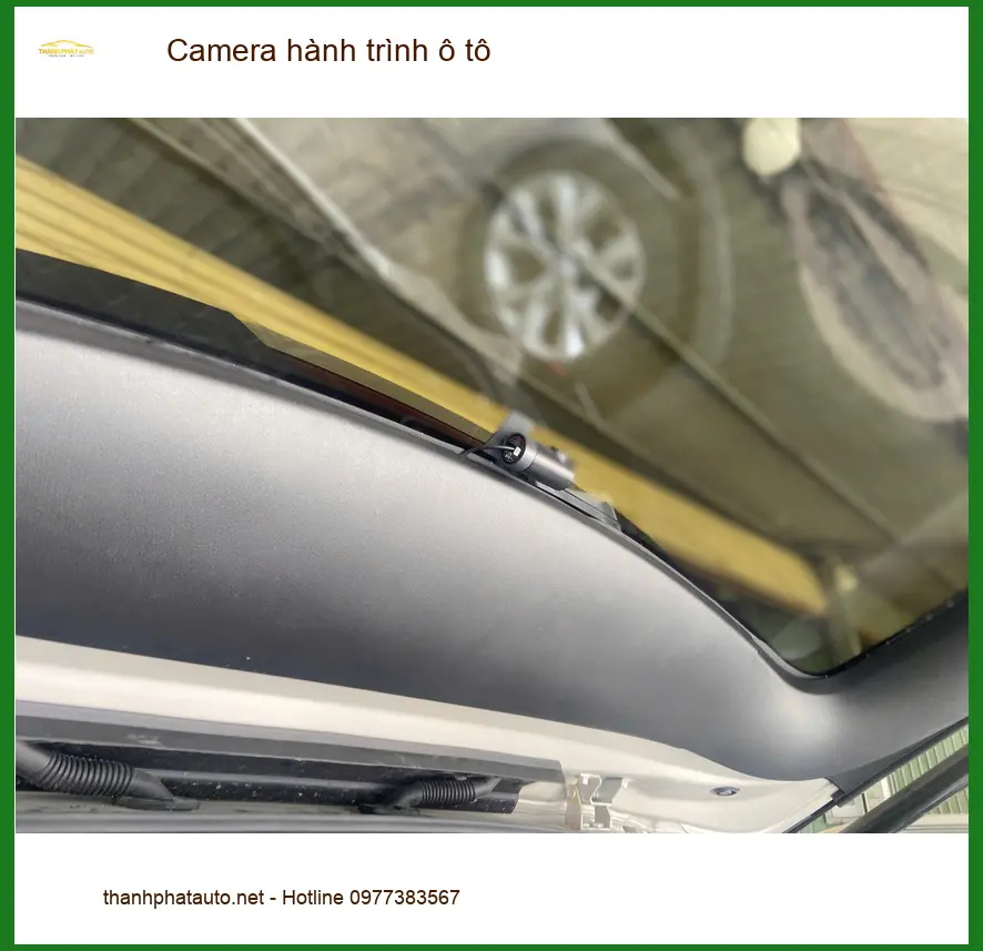 Anh Minh lắp Camera hành trình ô tô cho Mazda 3 tại Quận 12 ảnh thực tế 4