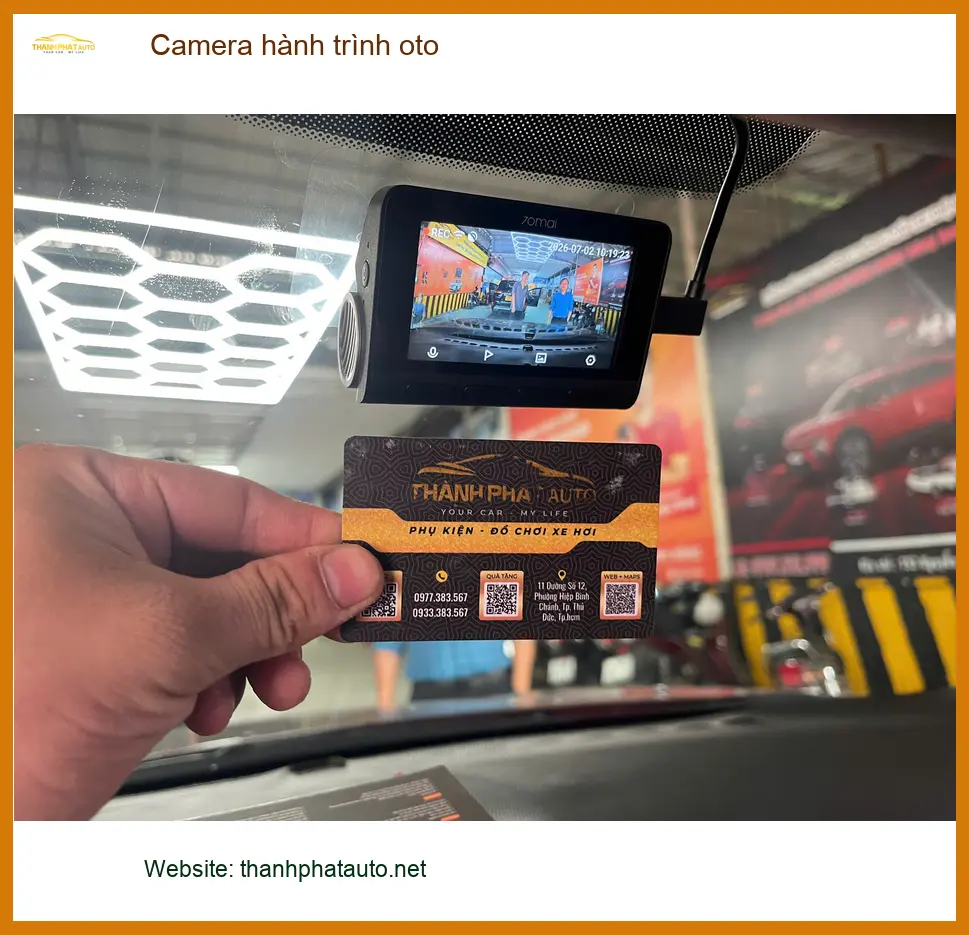 Chị Thư lắp Camera hành trình oto Hyundai Accent chính hãng Quận 5 ảnh thực tế 4