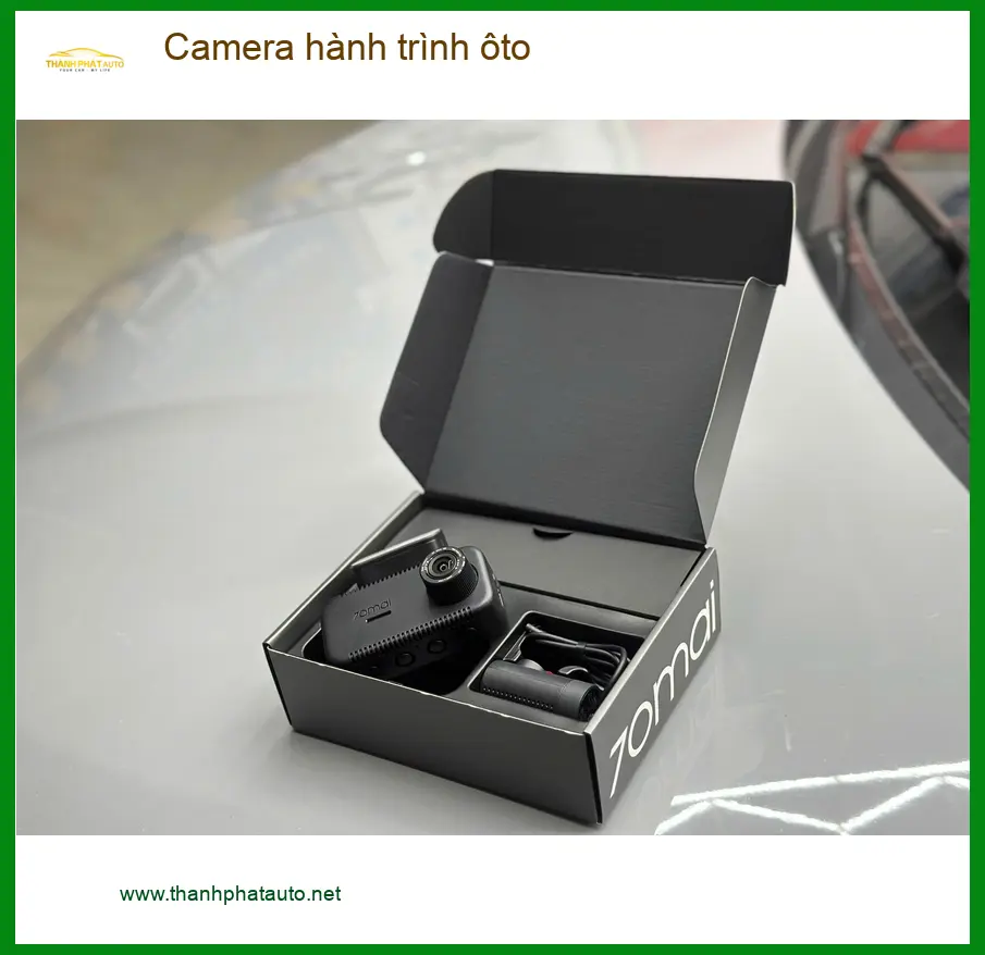 Chú Sâm lắp Camera hành trình ôto Hyundai Accent tại Quận 9 để ghi lại hành trình rõ nét ảnh thực tế 3