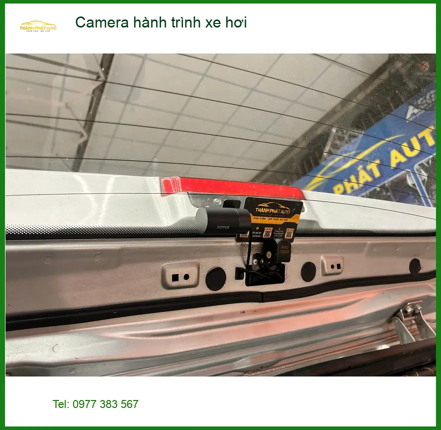 Anh Minh lắp Camera hành trình xe hơi Mazda CX-5 ở Quận 9 tránh va chạm ảnh thực tế 4