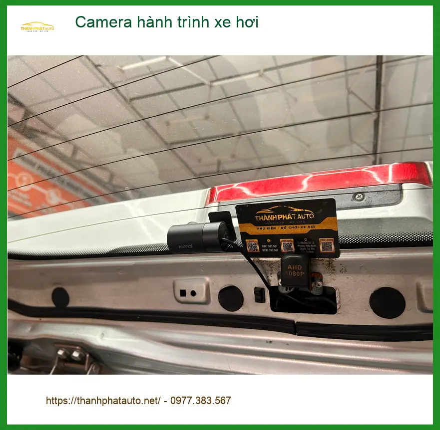 Anh Dũng lắp Camera hành trình cho Hyundai Creta ở Thủ Đức để an tâm lái xe
