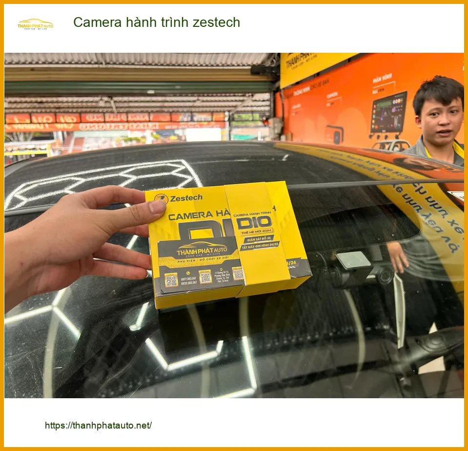 Chị Lệ lắp Camera hành trình Zestech cho Mazda CX-5 ở Quận 6