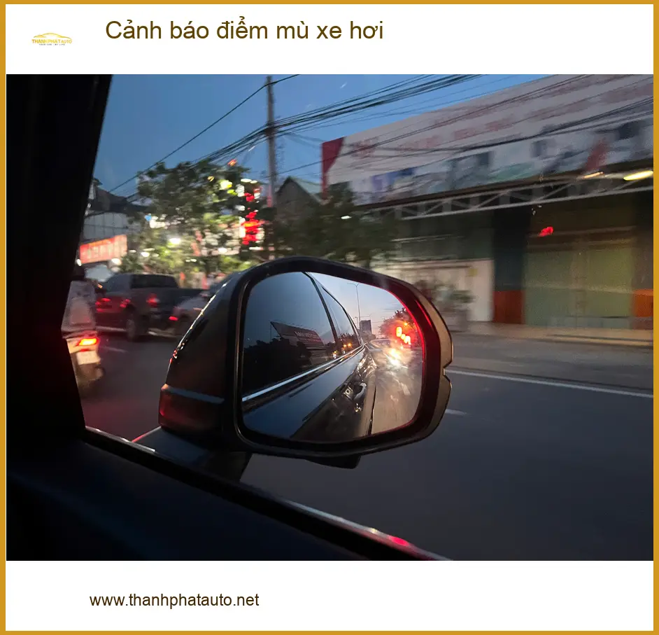 Anh Quang lắp cảnh báo điểm mù Hyundai Santa Fe tại Quận Bình Tân ảnh thực tế 4