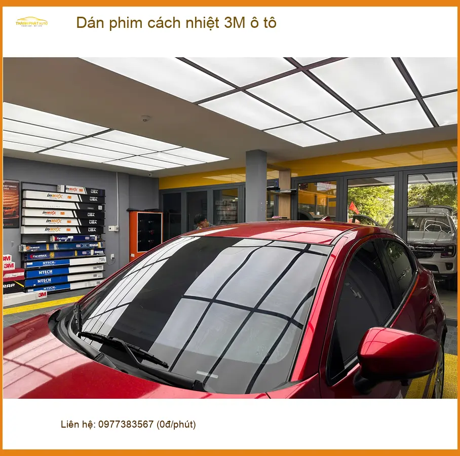 Anh Quốc dán phim cách nhiệt 3M ô tô cho Hyundai Creta vì trời nắng nóng ở Quận 9 ảnh thực tế 3