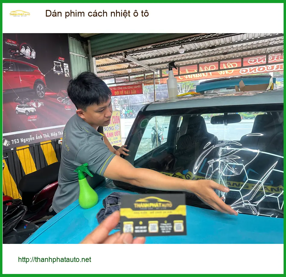 Chị Thanh Nga dán phim cách nhiệt ô tô cho Toyota Vios tại Quận 2 ảnh thực tế 3