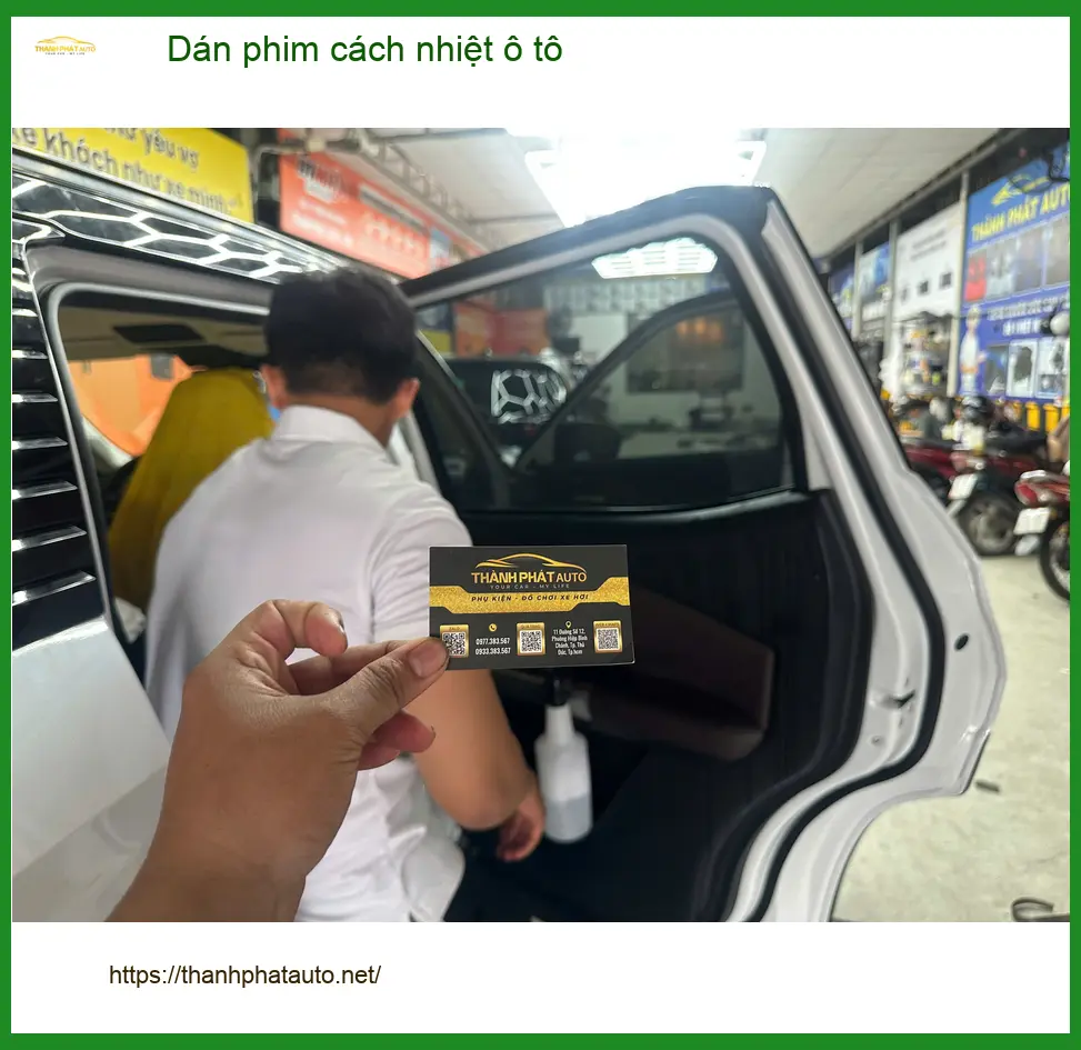Anh Khang dán phim cách nhiệt ô tô Mazda CX-5 tại Quận 2 chống nóng hiệu quả ảnh thực tế 4