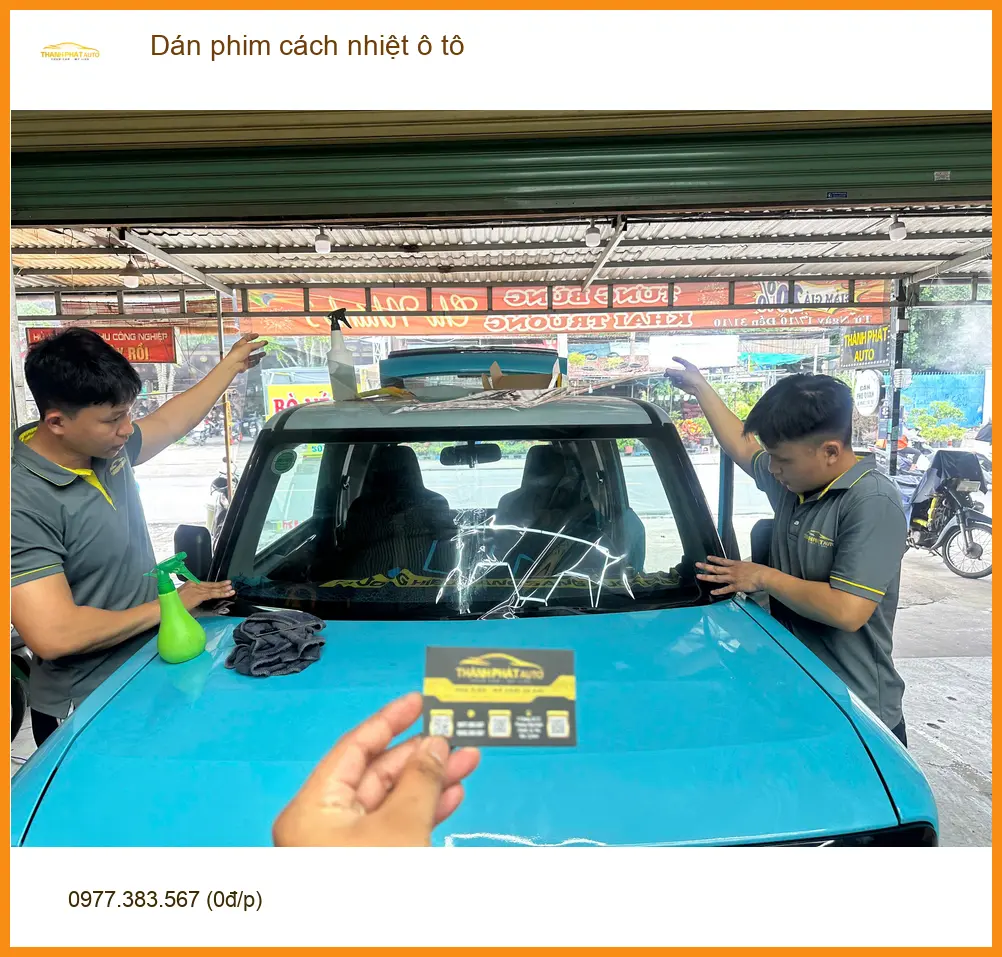 Anh Khang dán phim cách nhiệt ô tô Honda HR-V tại Quận 1 chống nóng hiệu quả ảnh thực tế 3