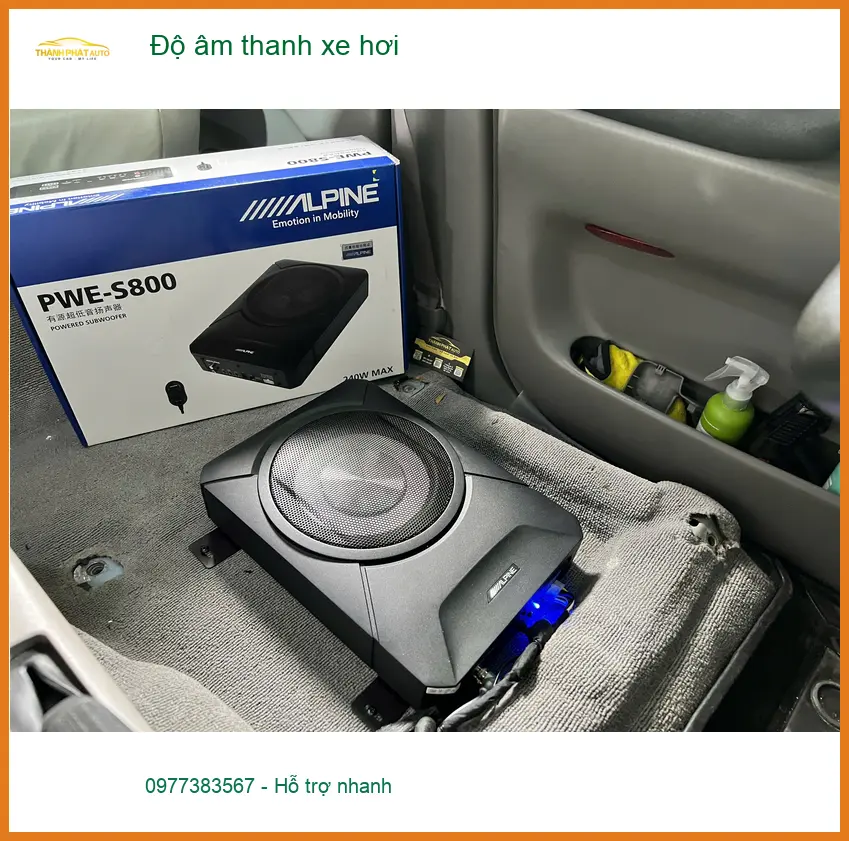 Chú Cường độ âm thanh xe hơi Toyota Camry tại Quận 2 vì loa zin đã rè