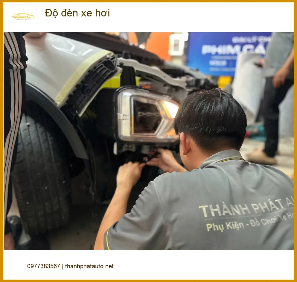 Anh Dũng độ đèn xe hơi Hyundai Accent tại Quận 2 để cải thiện tầm nhìn ban đêm ảnh thực tế 4