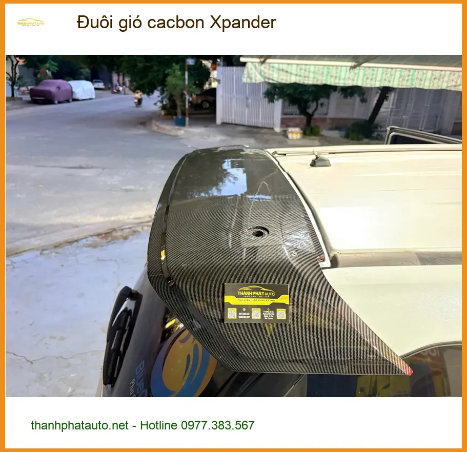 Anh Khải độ đuôi gió cacbon Xpander tại Quận 9 để xe thêm thể thao và nổi bật ảnh thực tế 2