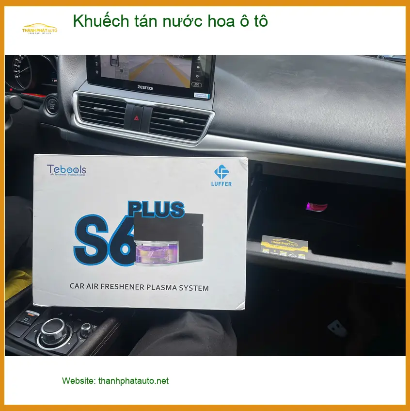 Cô Lan Anh lắp khuếch tán nước hoa ô tô Toyota Vios Quận 12 giữ xe thơm