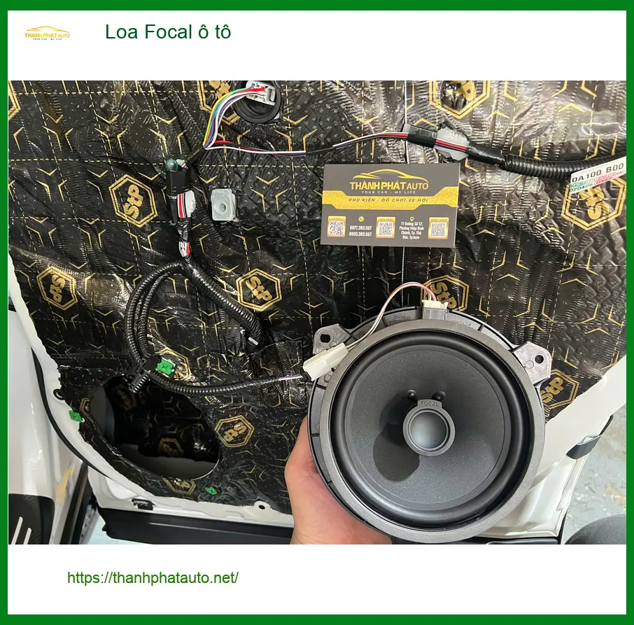 Anh Nam lắp Loa Focal ô tô cho Honda CRV tại Phú Nhuận vì loa zin rè ảnh thực tế 2