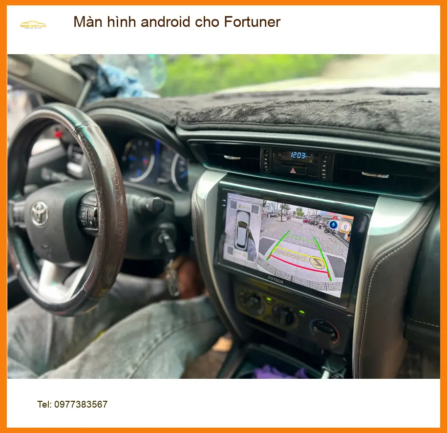 Chú Phước lắp màn hình android cho Fortuner Quận 11 do màn zin cũ, thiếu tính năng