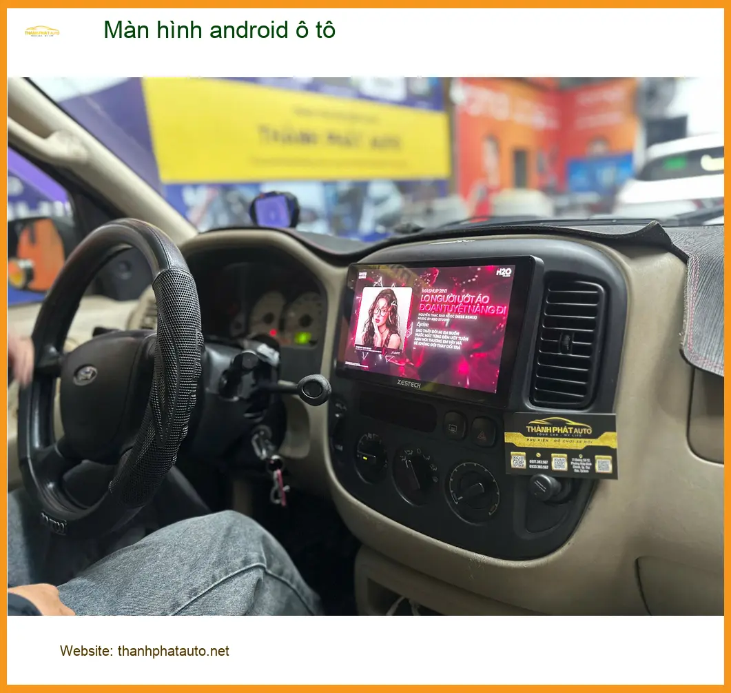 Chú Sơn lắp màn hình android ô tô cho Mazda 3 tại Quận Bình Tân