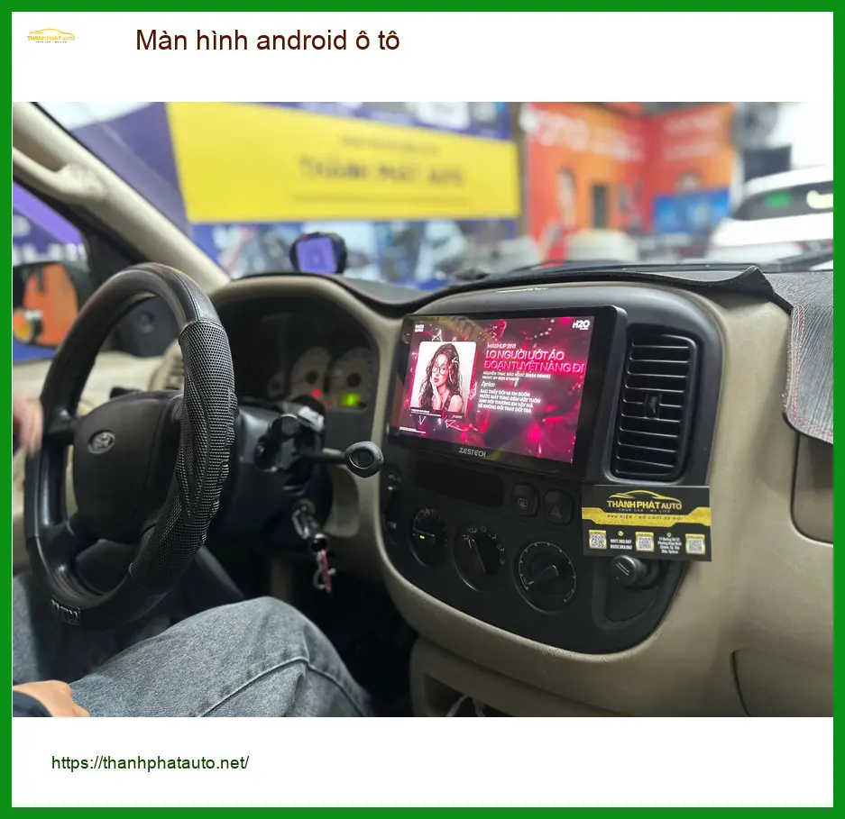 Chú Tùng lắp màn hình Android ô tô cho Kia K3 tại Quận 7 vì màn zin không có dẫn đường